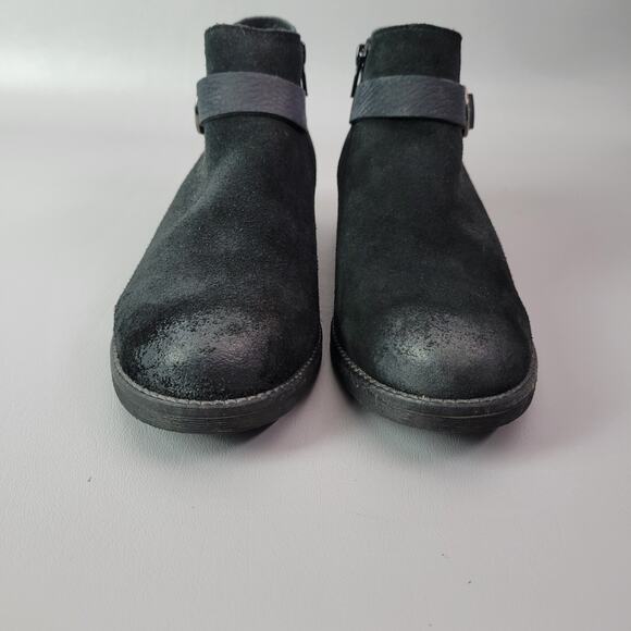 Clarks Demi Tone Womens Ankle Boot Black Suede Side Zip US Size 8.5 - Picture 5 of 10